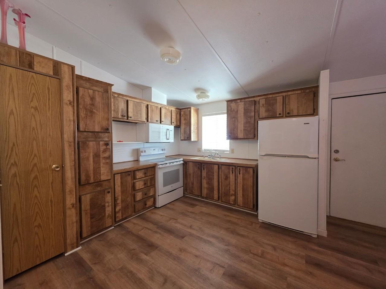 13146 E 42nd St - Photo 6 of 20