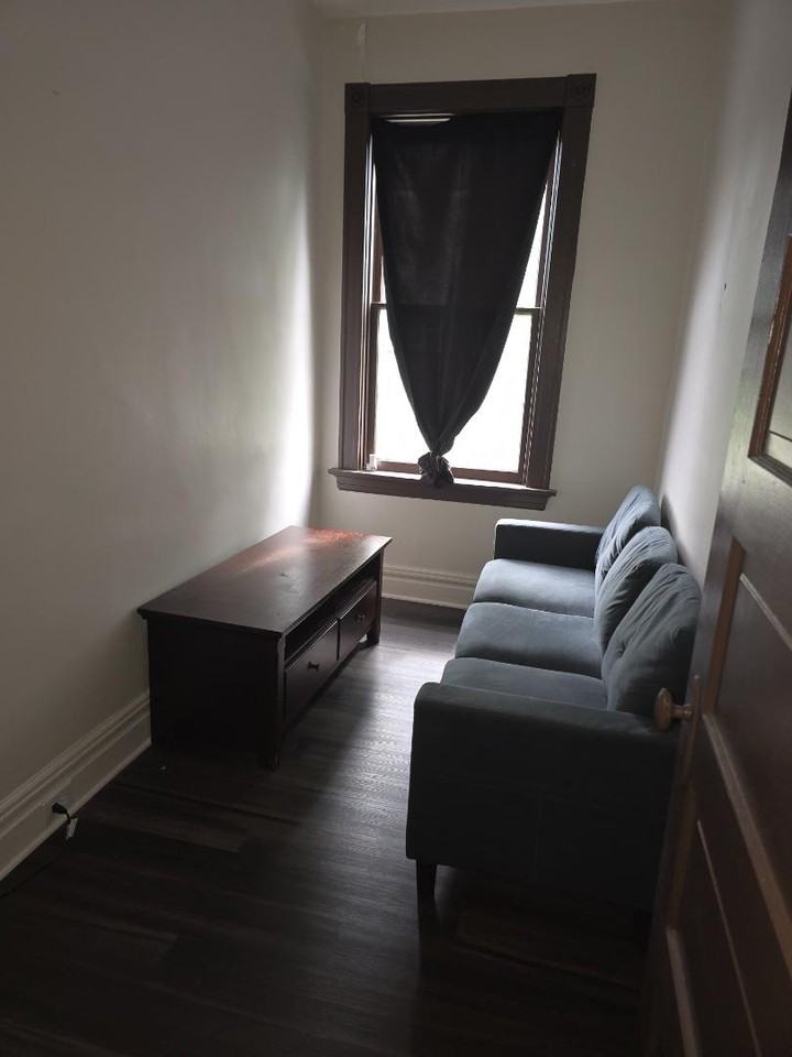 5301 Alfred Ave - Photo 6 of 10