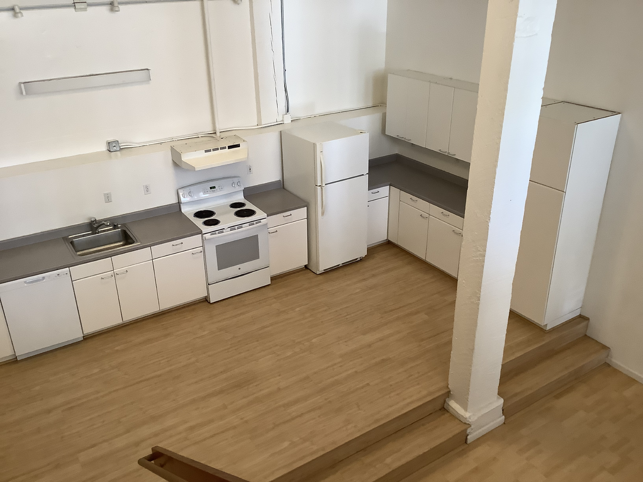 601 Minnesota St #109 - Photo 6 of 14