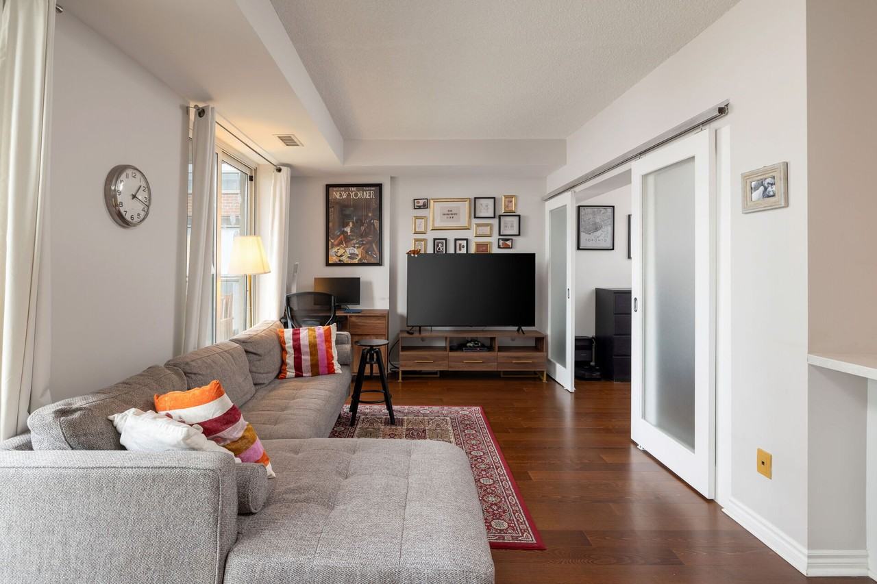 168 King Street East #614 - Photo 3 of 27