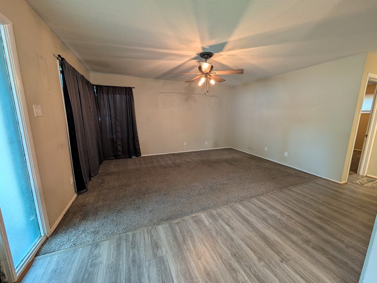 1533 Sw 23rd Park #1 - Photo 2 of 19