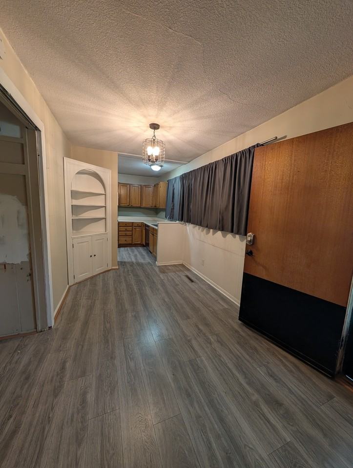 1533 Sw 23rd Park #1 - Photo 4 of 19