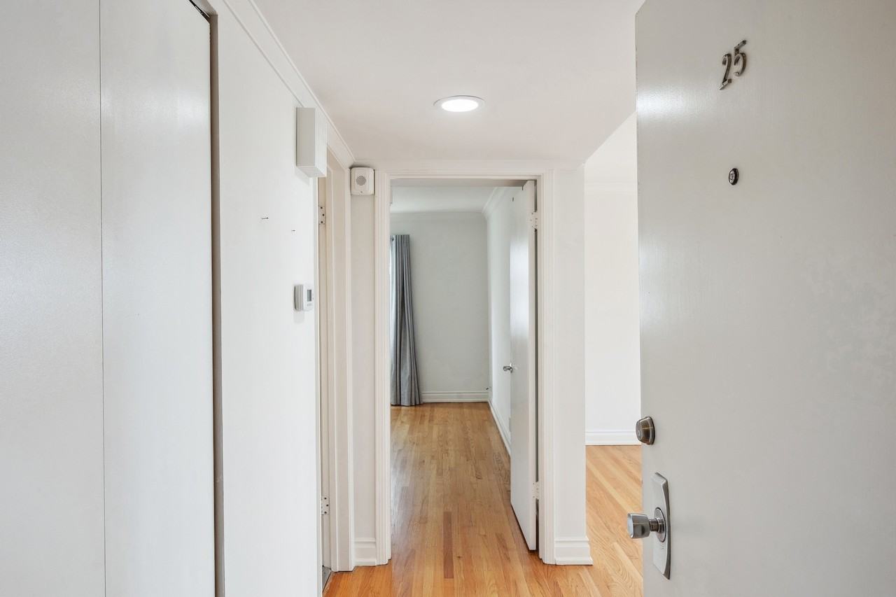 2121 Laguna St #25 - Photo 2 of 13