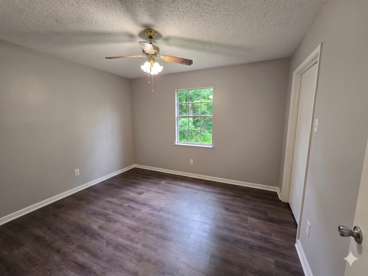 200 Rue Basin #4 - Photo 2 of 5