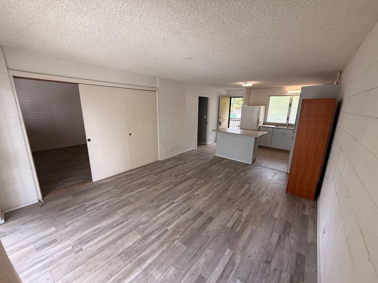 1099 Green St #309 - Photo 7 of 19
