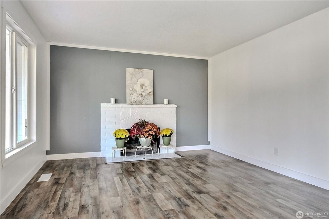 12208 Edgewood Ave Sw - Photo 4 of 9