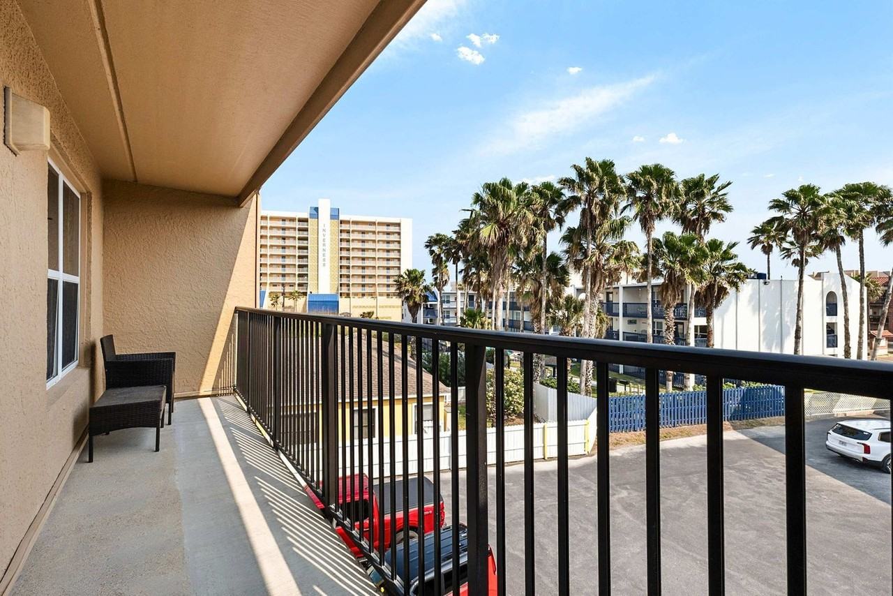 115 E Coronado Dr #1507755P - Photo 5 of 16