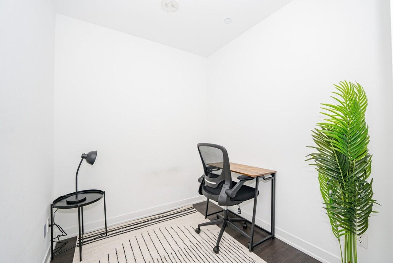 319 Jarvis St #1532802P - Photo 6 of 19