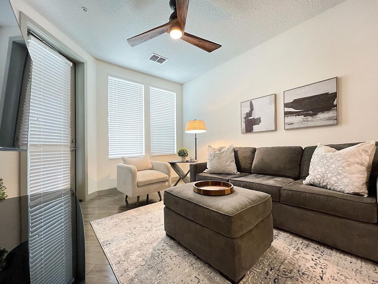 7616 W Courtney Campbell Cswy #1521538P - Photo 6 of 38