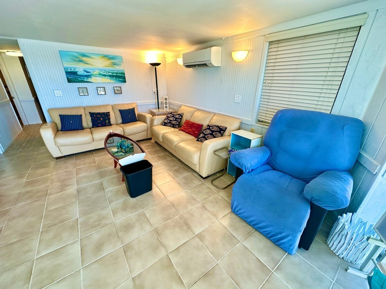 553 Nettles Blvd #1537493P - Photo 2 of 24