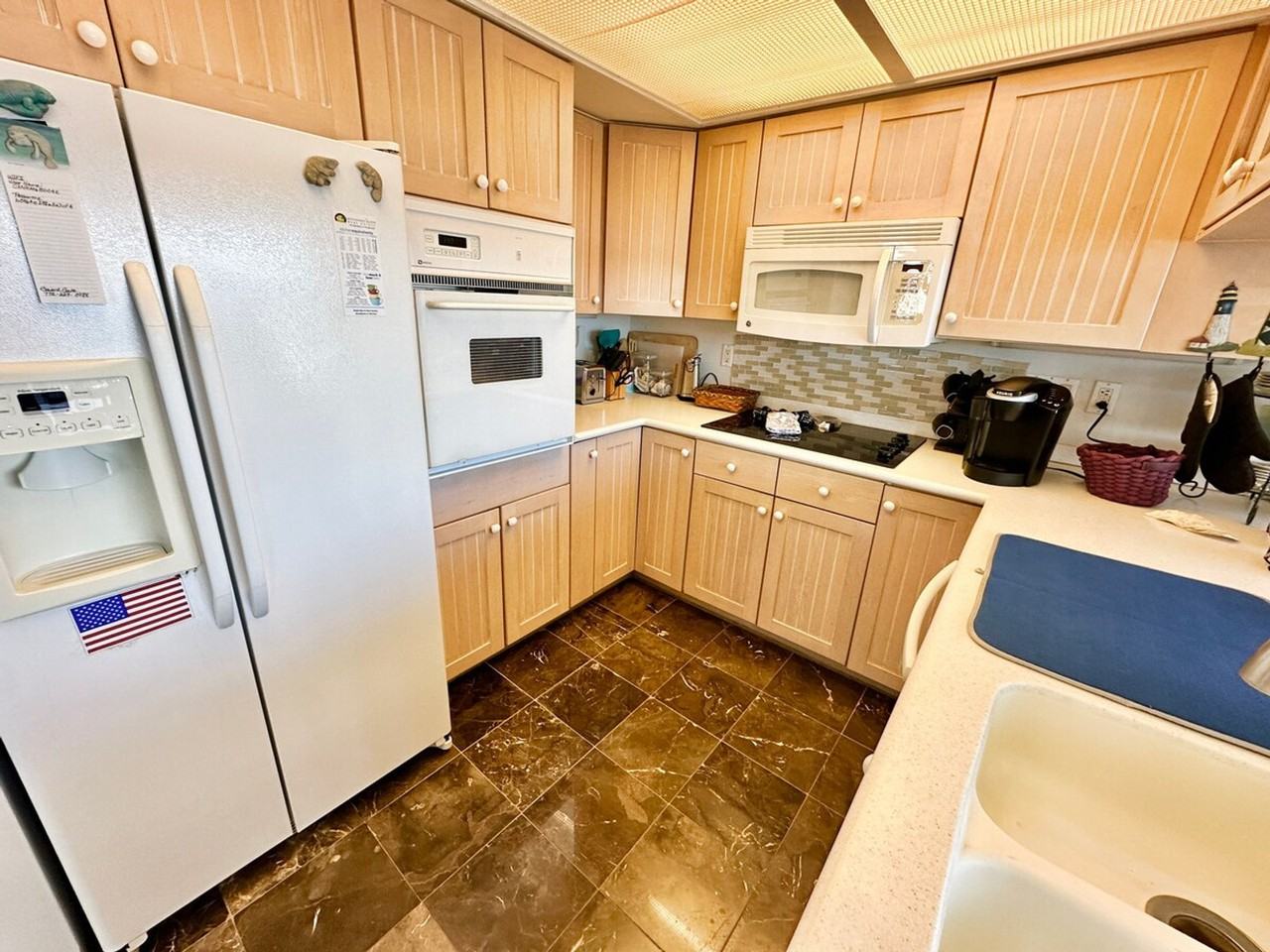 553 Nettles Blvd #1537493P - Photo 5 of 24