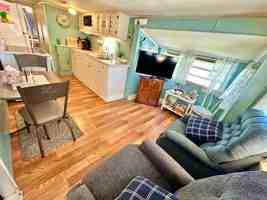 featured image of 295 Nettles Blvd