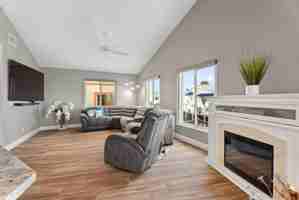 featured image of 1147 Nettles Blvd