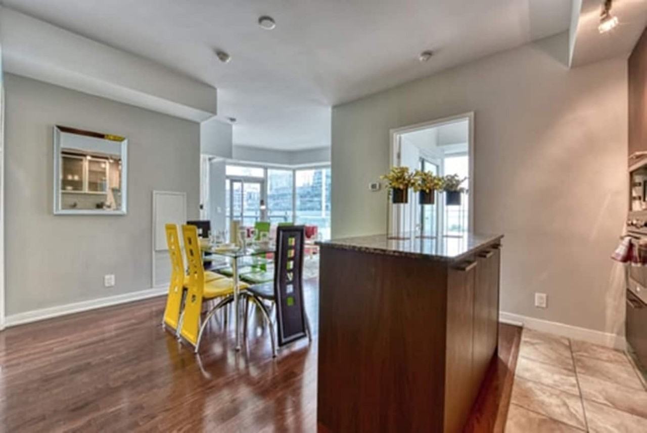 51 Lower Simcoe St #1539483P - Photo 6 of 13