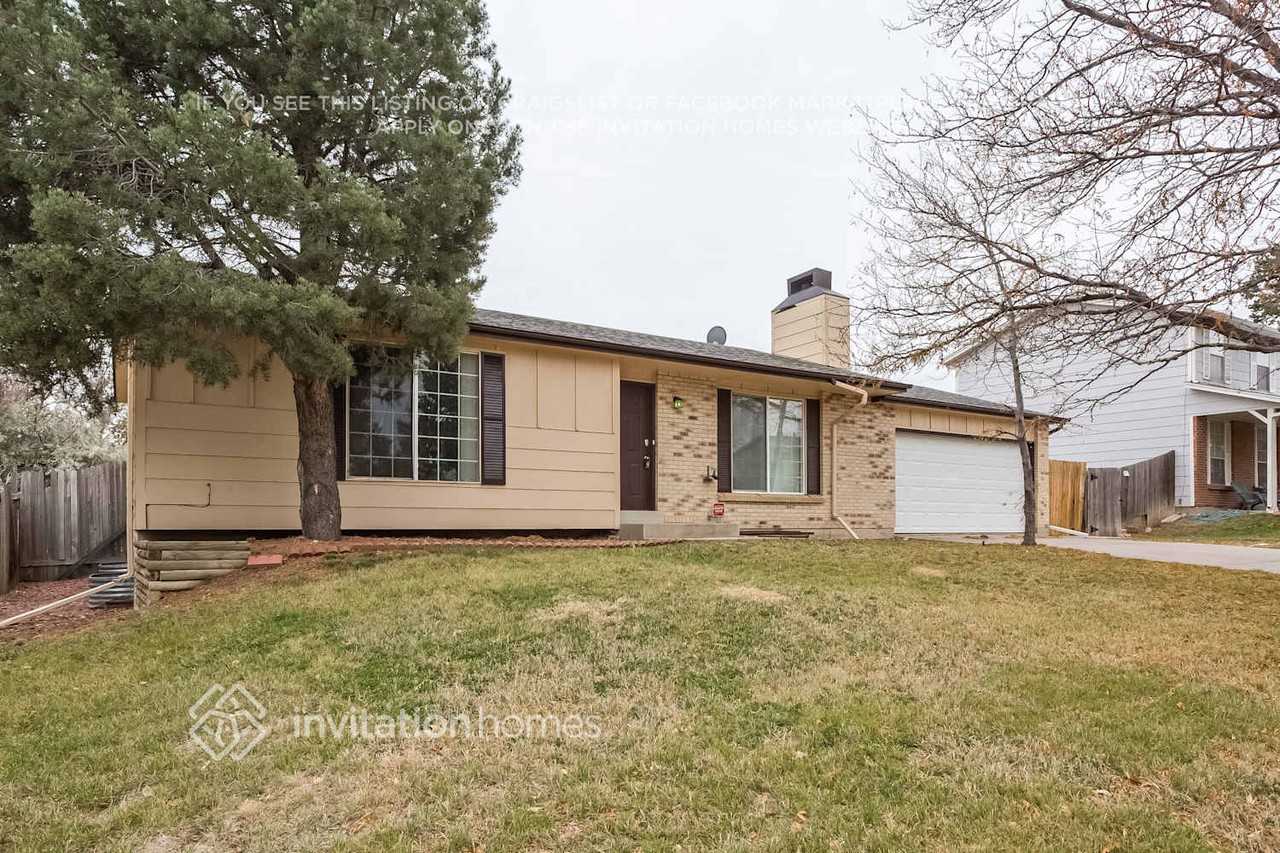 17474 E Louisiana Ave - Photo 3 of 21