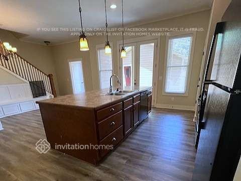 3124 Cunningham Ln - Photo 5 of 14