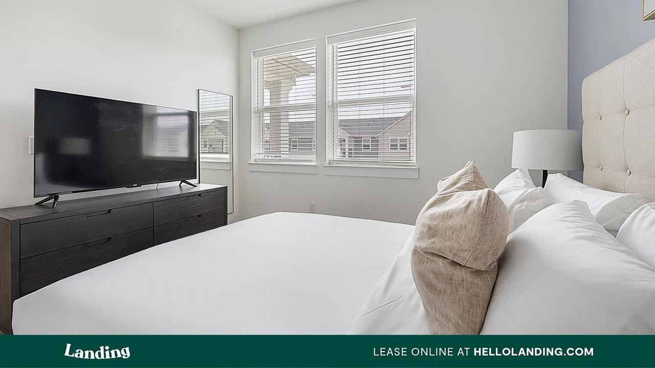 3755 E McKinney Street - Photo 5 of 50