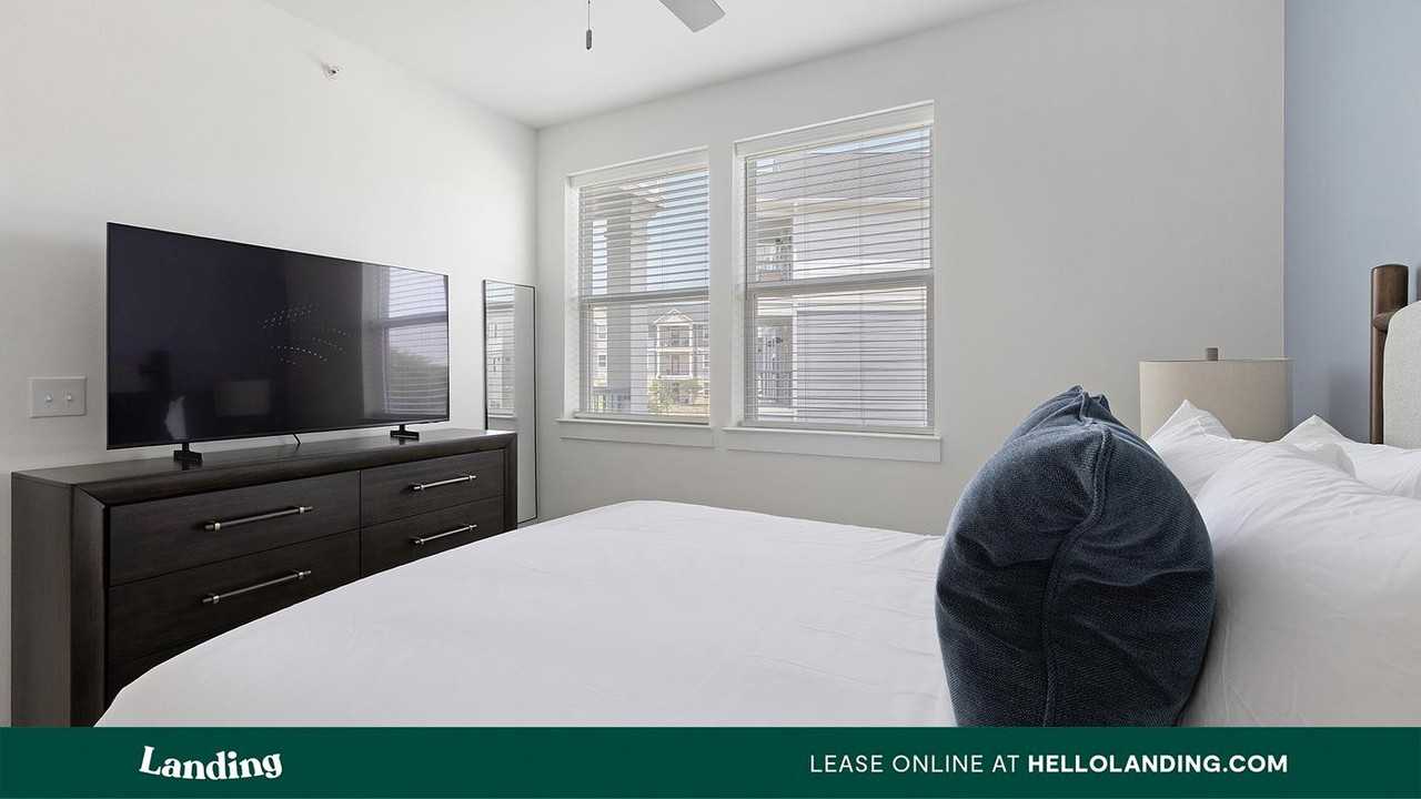 3755 E McKinney Street - Photo 5 of 50