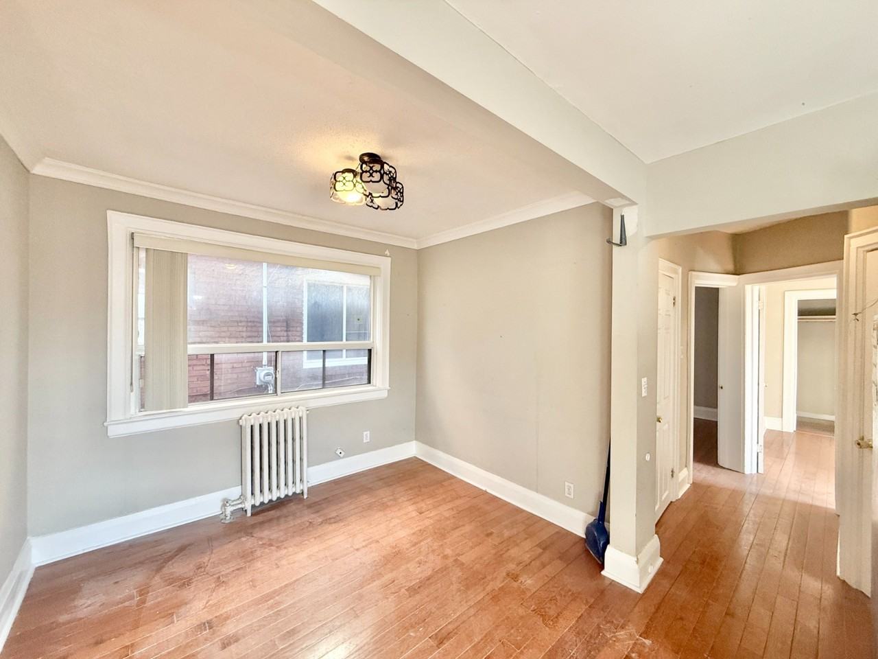 465 Glenholme Avenue #1 - Photo 6 of 9