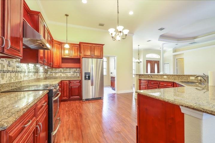 15137 85th Avenue North - Photo 2 of 8