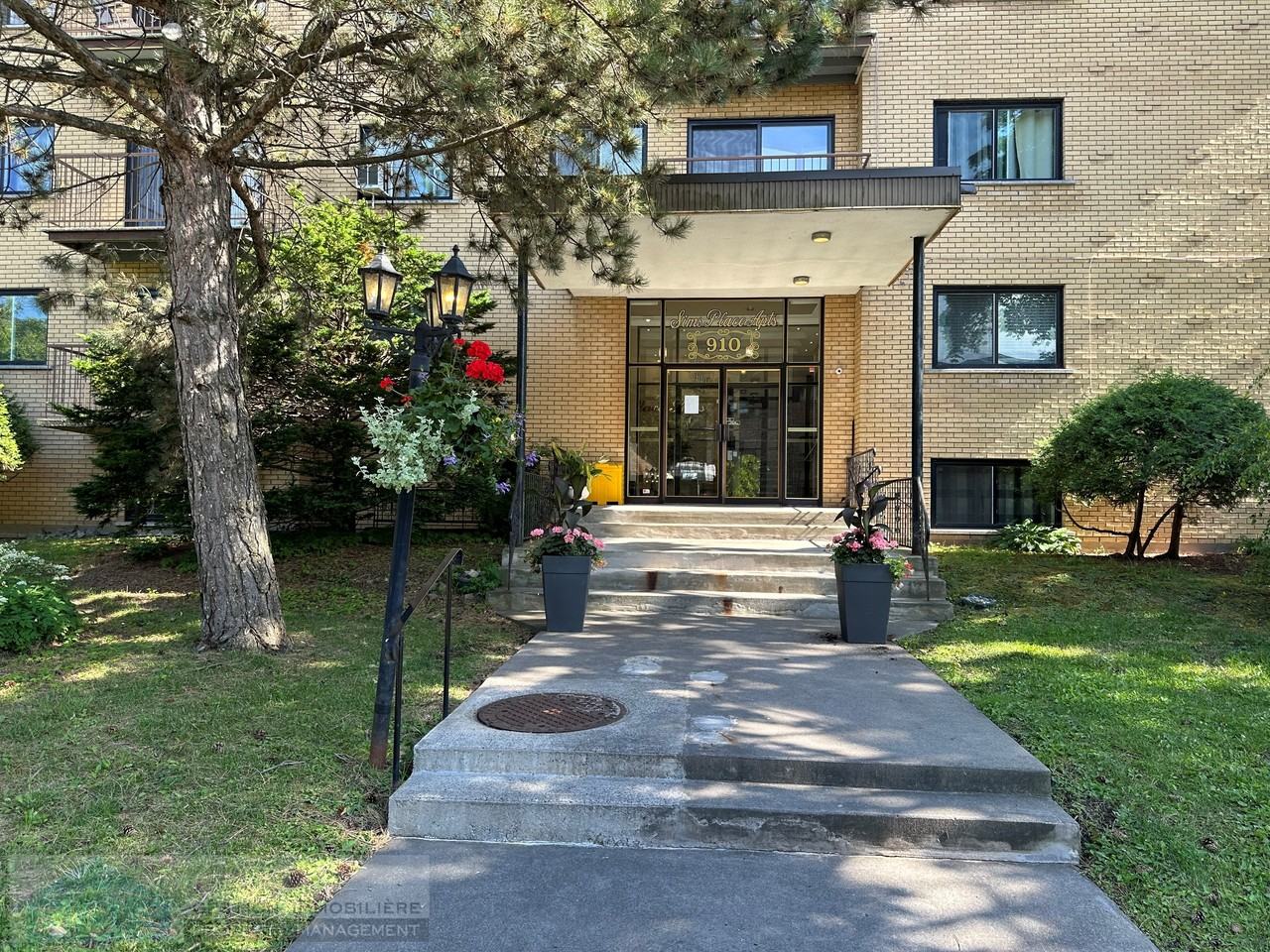 910 Place Sims - Photo 2