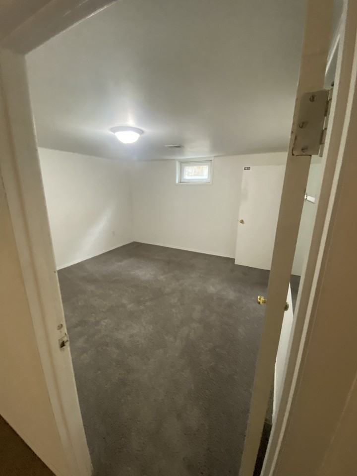110 Barkman Avenue - Photo 4 of 13