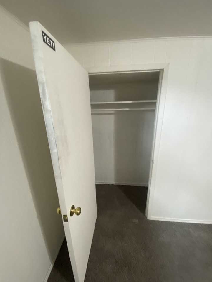 110 Barkman Avenue - Photo 5 of 13