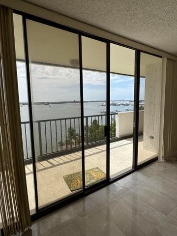 5200 North Flagler Drive - Photo 6 of 8