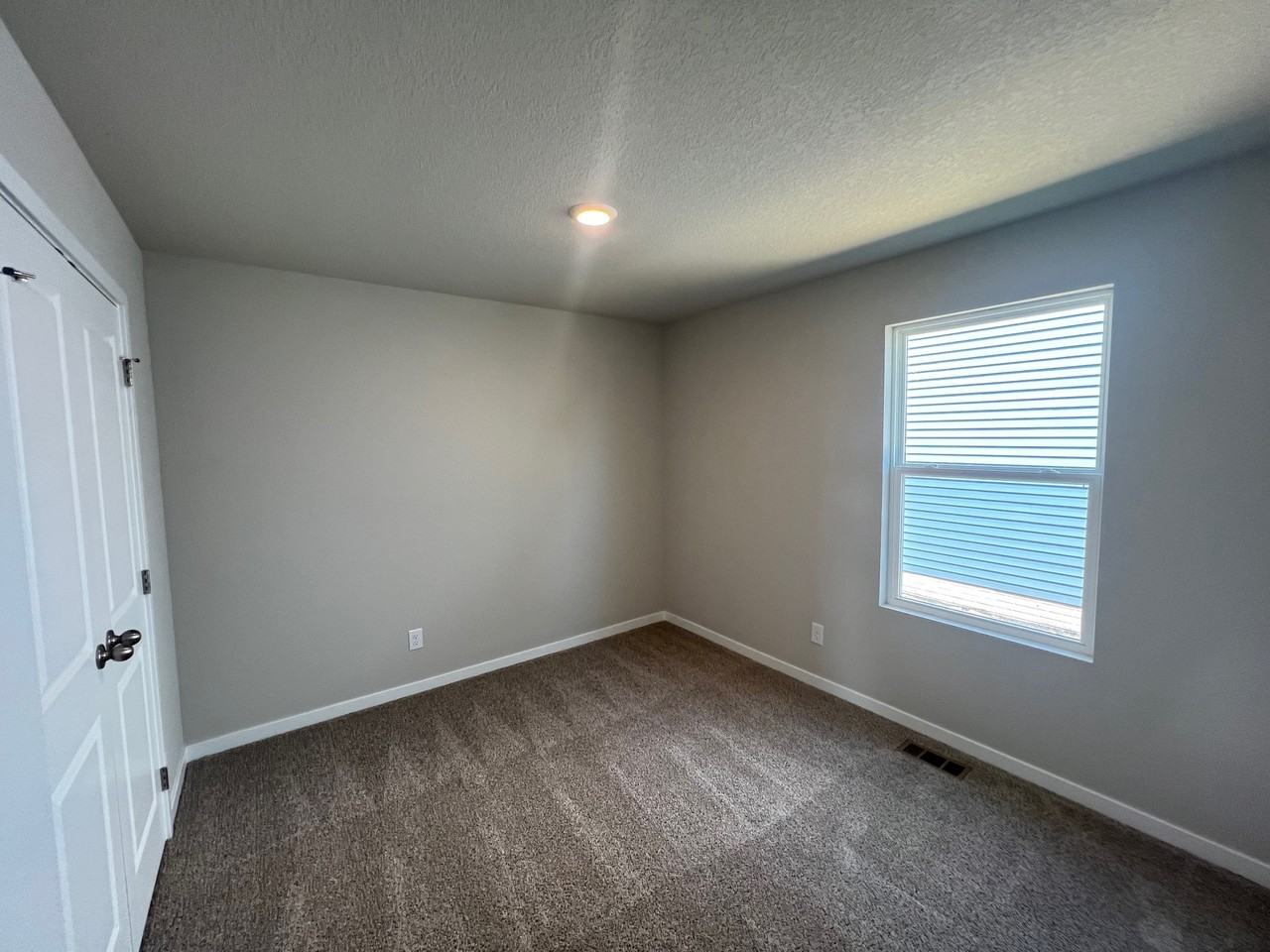 1283 Nw Williamsburg Ln #1 - Photo 2 of 24