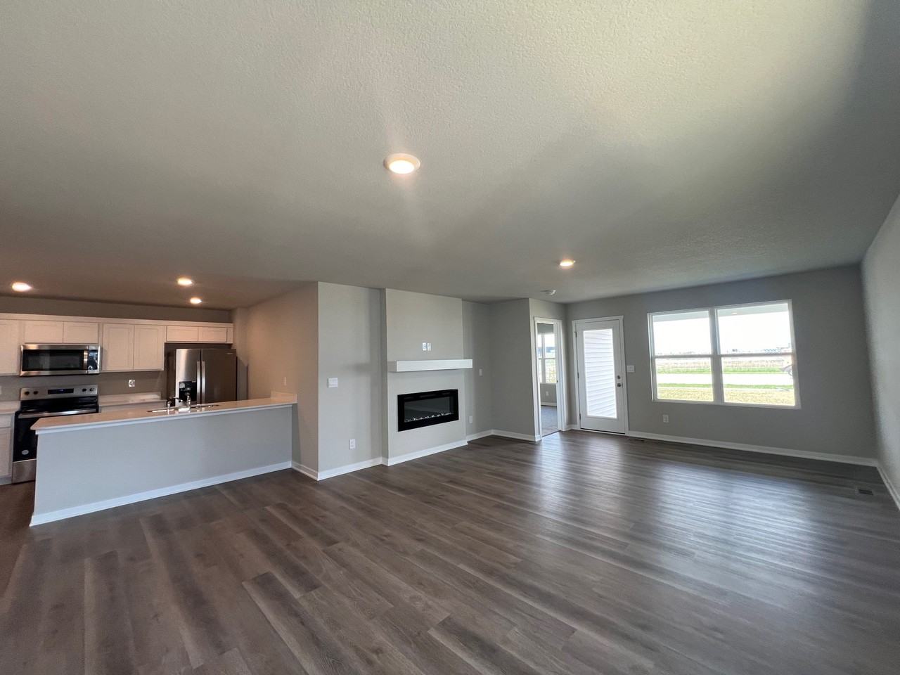 1283 Nw Williamsburg Ln #1 - Photo 4 of 24