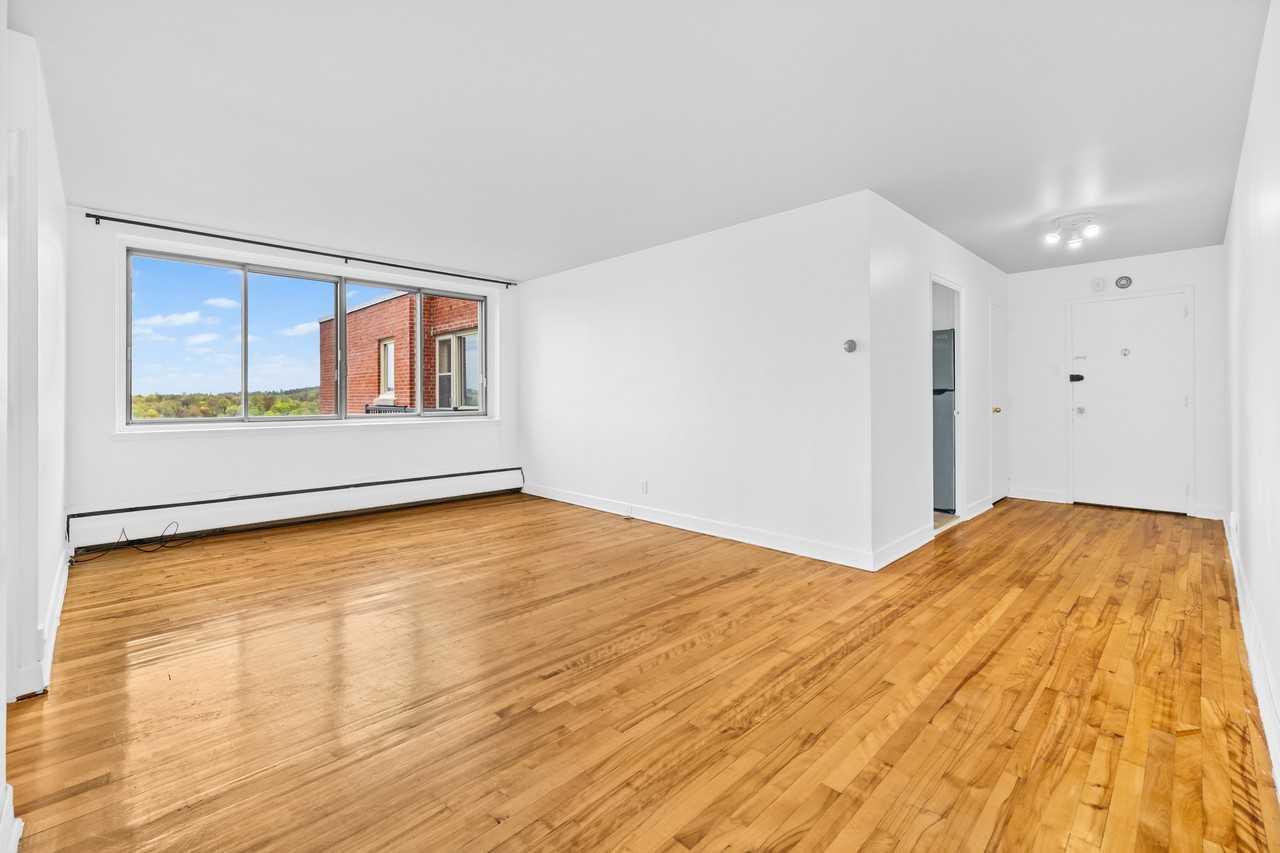 3635 Avenue Ridgewood - Photo 4 of 13
