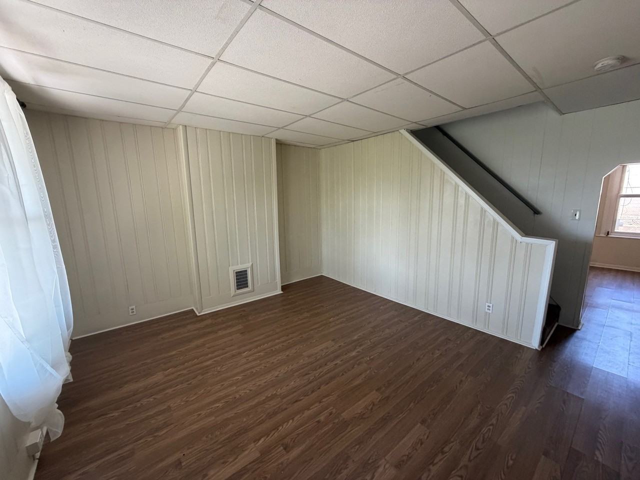 119 Pearl St #1 - Photo 6 of 37