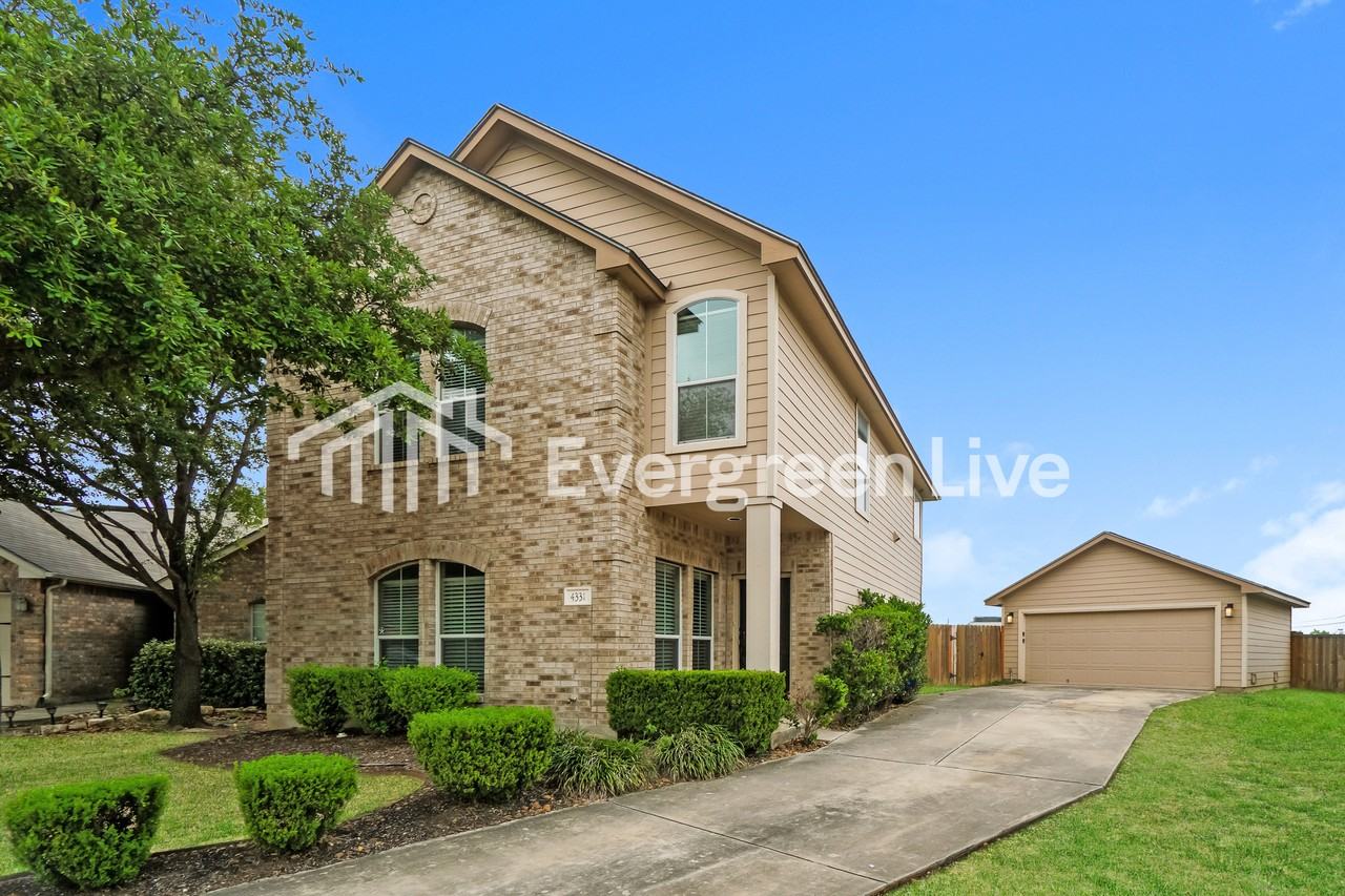 4331 Griffin Park Dr - Photo 2 of 15