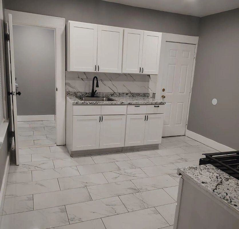 272 Davenport St - Photo 2 of 9