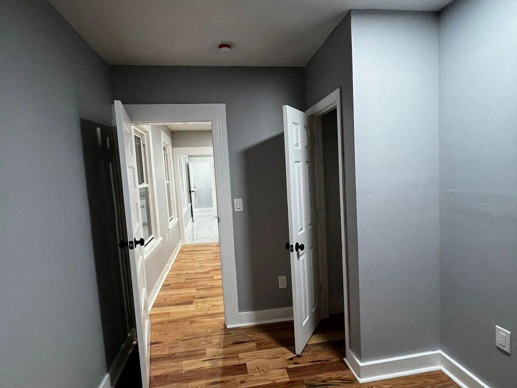 272 Davenport St - Photo 6 of 9