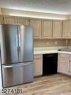 63 Gregory Ln - Photo 5 of 8