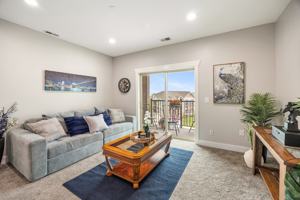 featured image of 157 W Springview Dr #1