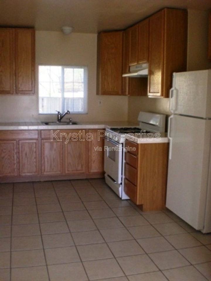 412 Home Acres Ave - Photo 2 of 10