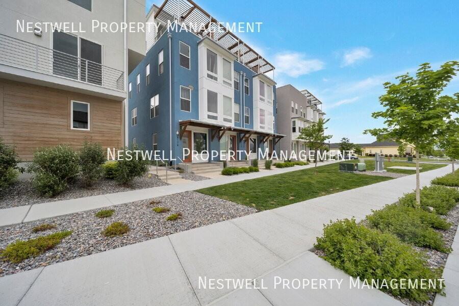 5176 W Black Twig Dr