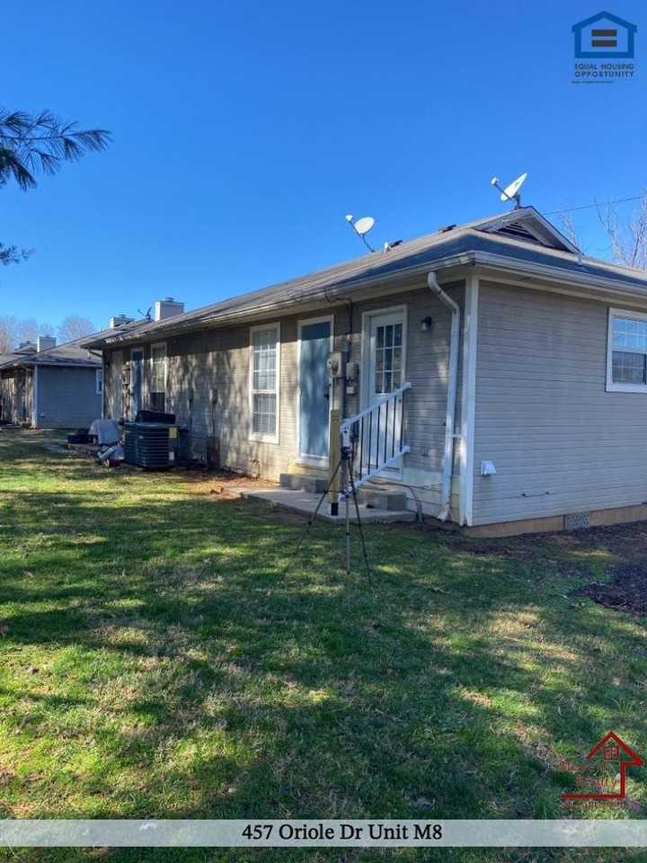 457 Oriole Dr #M8 - Photo 2 of 19
