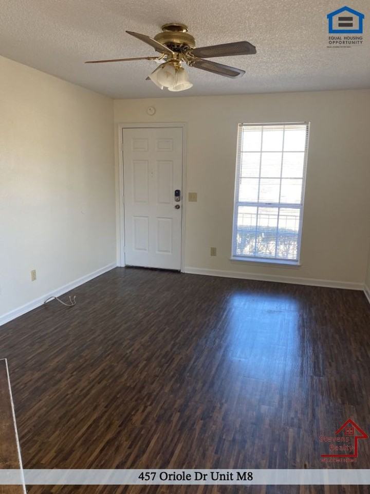 457 Oriole Dr #M8 - Photo 6 of 19