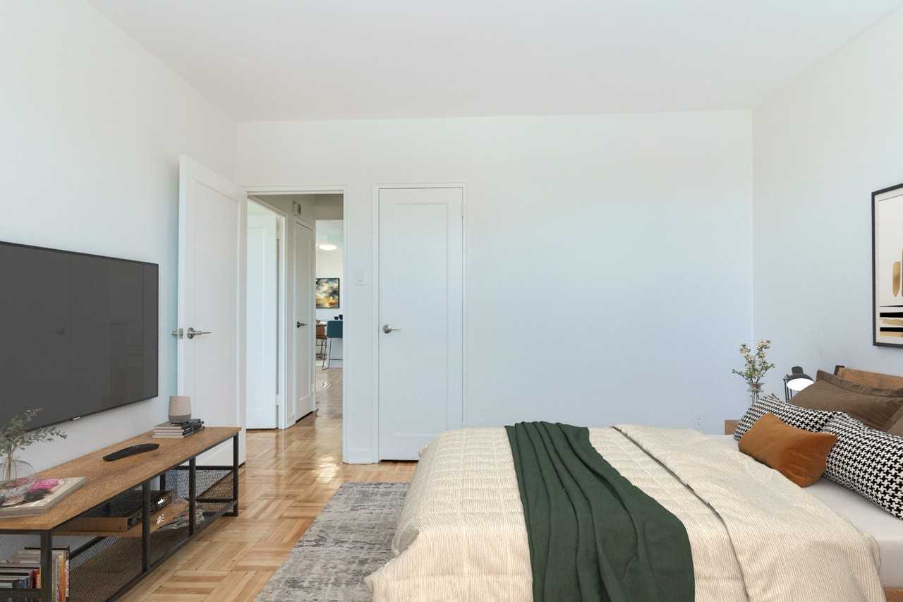 1220 Bayview Avenue - Photo 6 of 21