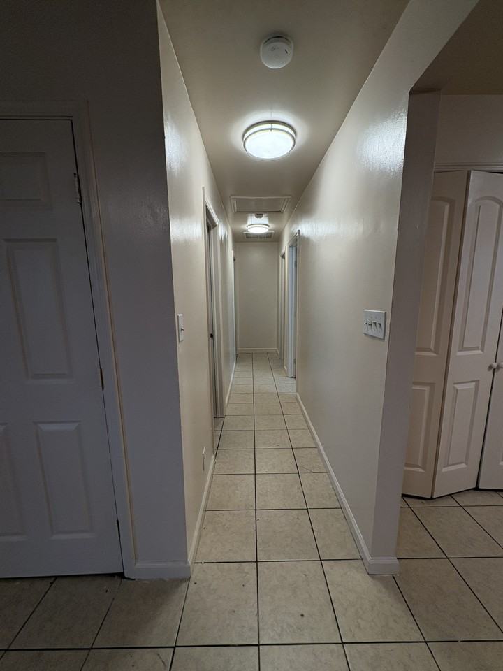 4425 Thompson Drive - Photo 7 of 15