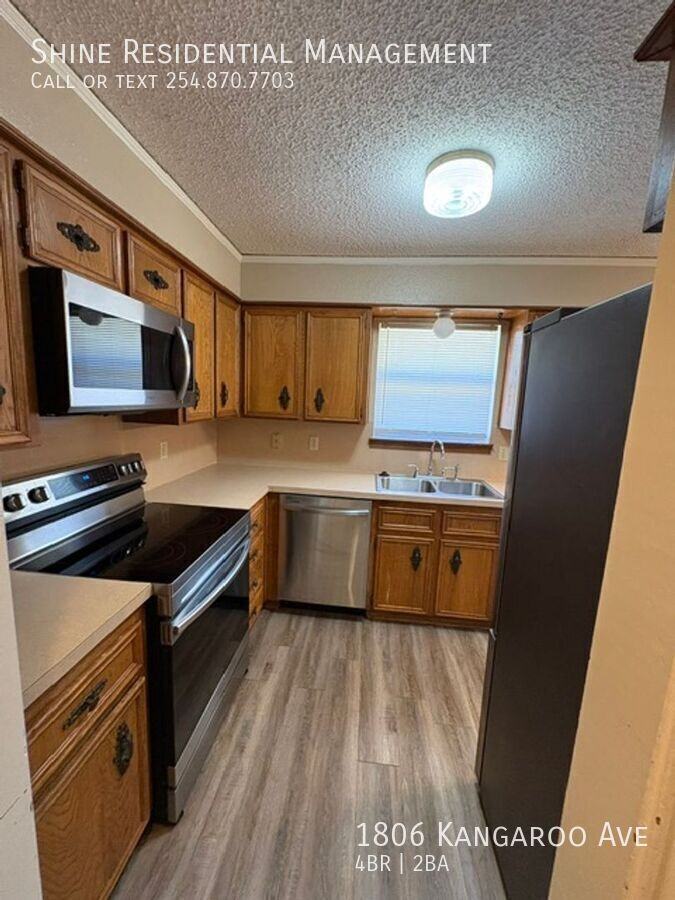 1806 Kangaroo Ave - Photo 5 of 13