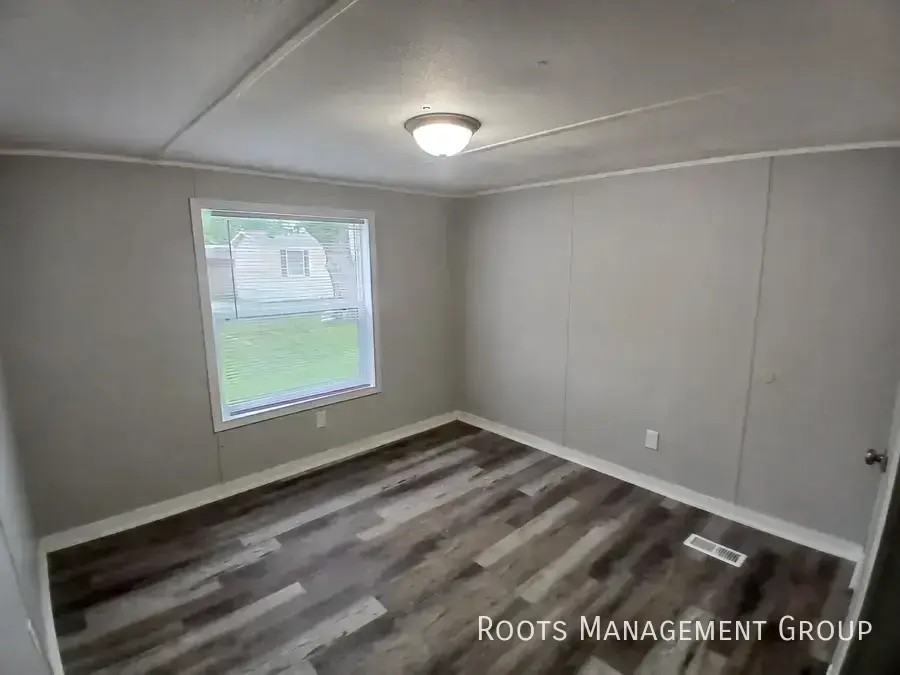 306 Carriage Lane Est #306 - Photo 5 of 12