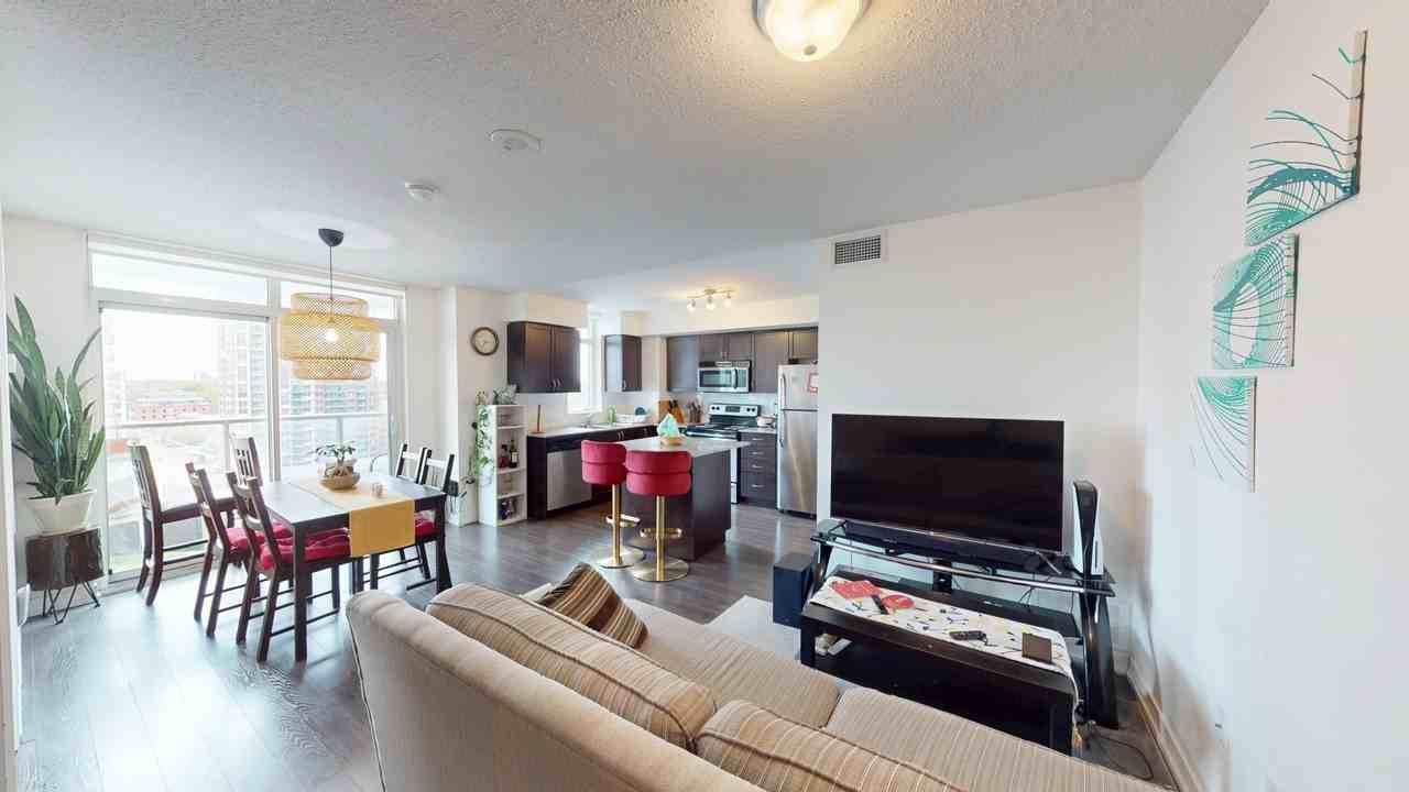 816 Lansdowne Ave - Photo 5 of 34