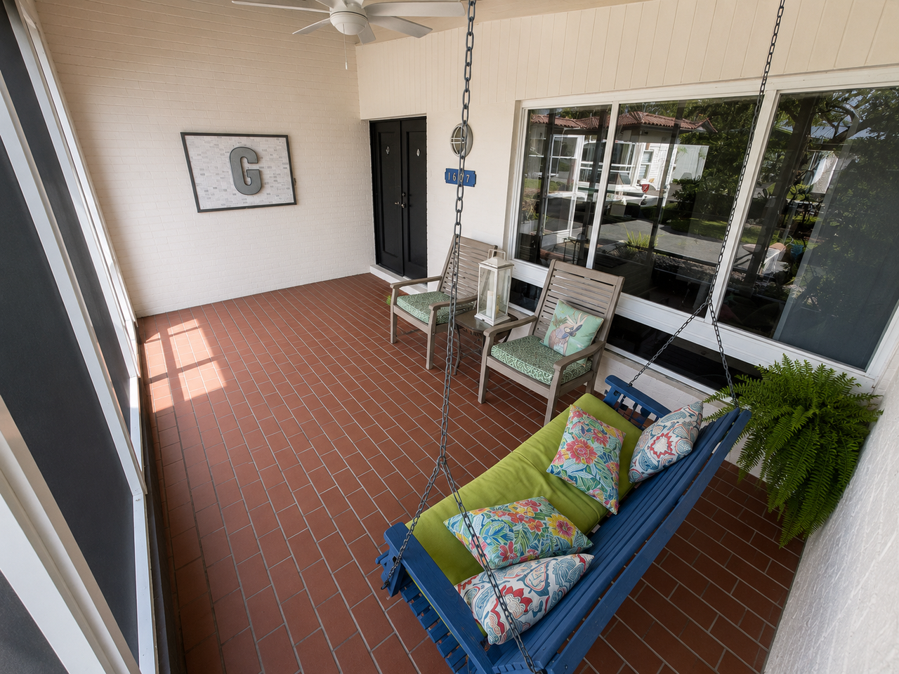 1807 Nw 37th St #NA - Photo 3 of 18
