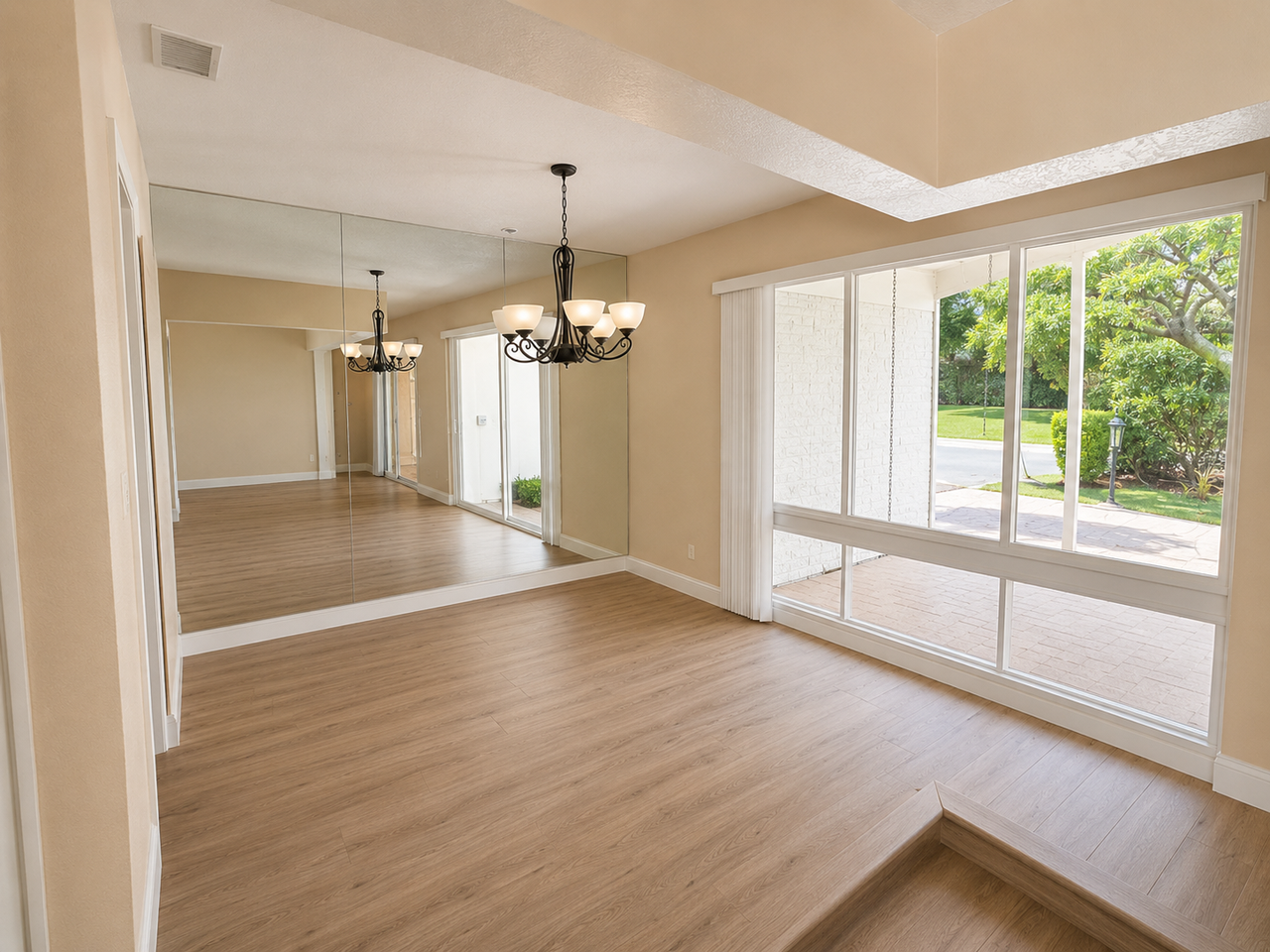 1807 Nw 37th St #NA - Photo 7 of 18
