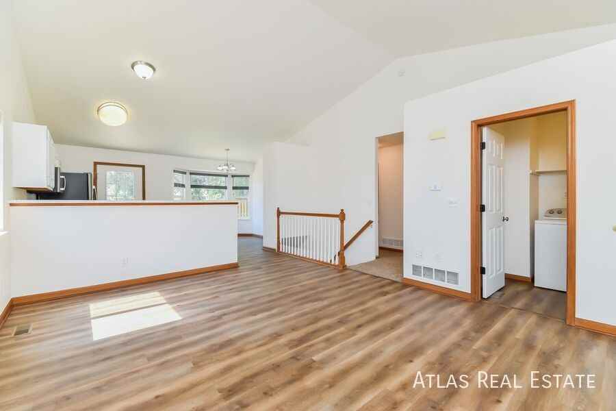5187 Fennel Dr - Photo 2 of 20