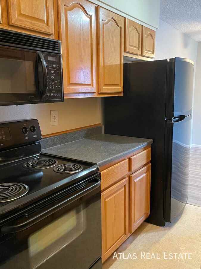 280 E Highline Cir #301 - Photo 2 of 23